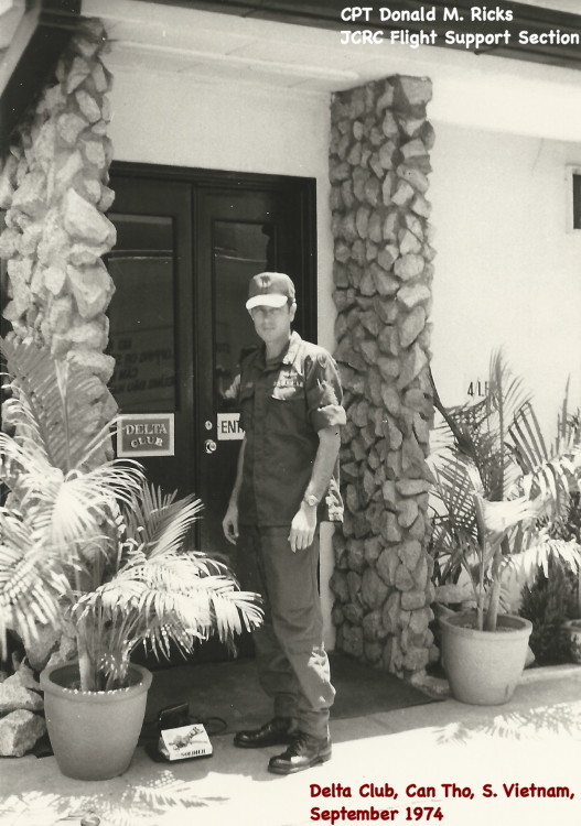 JCRC Flight Support Section personnel, CPT Don Ricks at the Delta Club, 1974 JCRC Flight Support Section personnel, CPT Don Ricks at the Delta Club, 1974