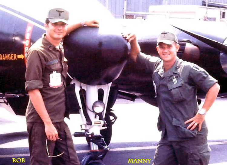 1LT Rob Tommasone and CW2 Manny Reynoso photo, 1972 1LT Rob Tommasone and CW2 Manny Reynoso photo, 1972